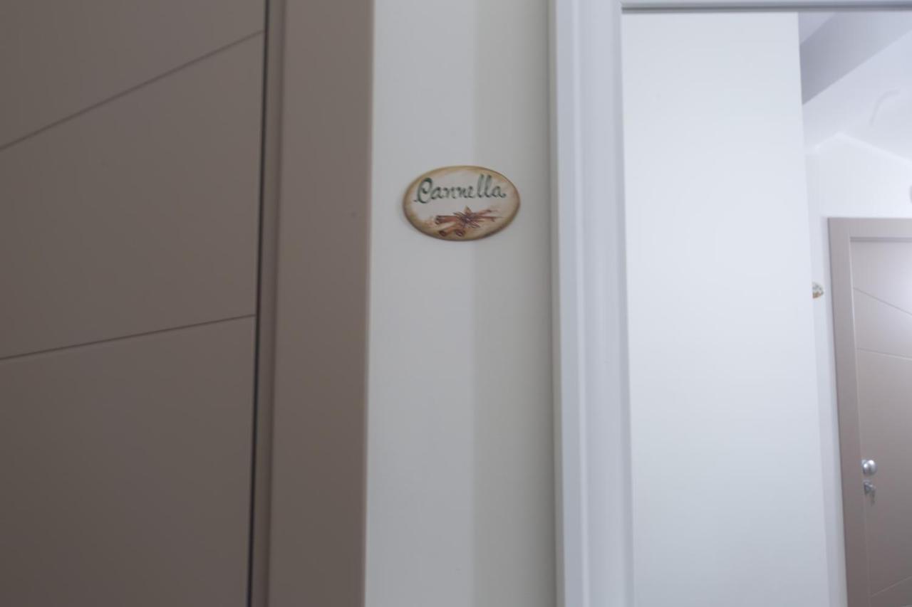 Slow Chic Apartment Beb Policlinico Messina Exterior foto